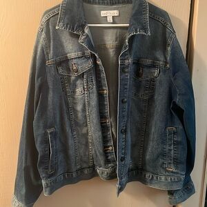 Women’s lightweight denim jacket